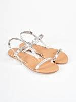 Basic strappy flat sandals