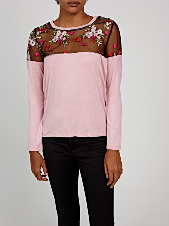 Embroidered combined top
