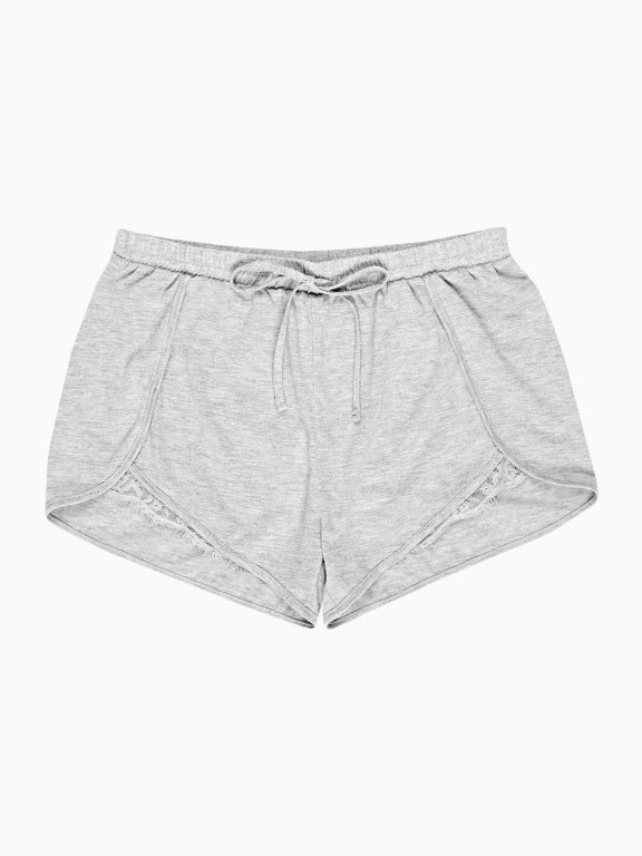 Pyjama shorts with lace detaill