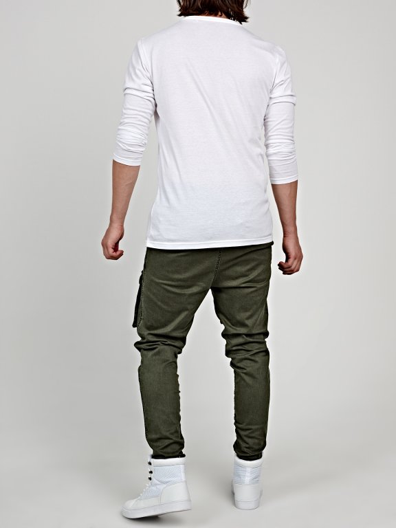 Tapered fit cargo trousers
