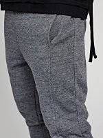 Sweatpants with hem zippers