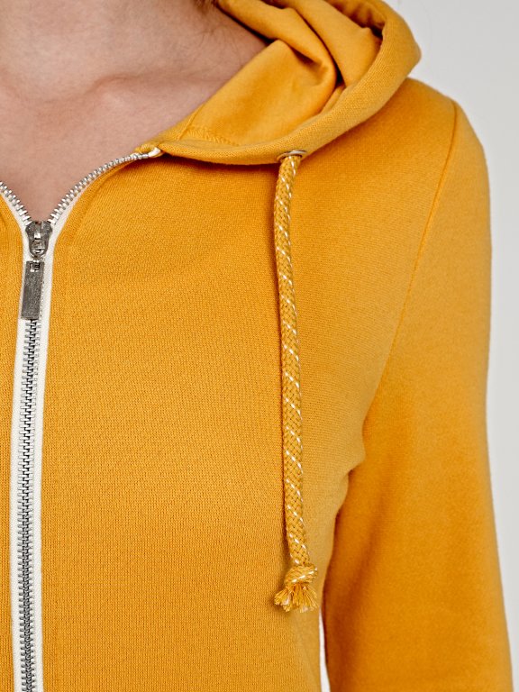 Basic zip-up hoody