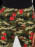 Camo & roses print leggings