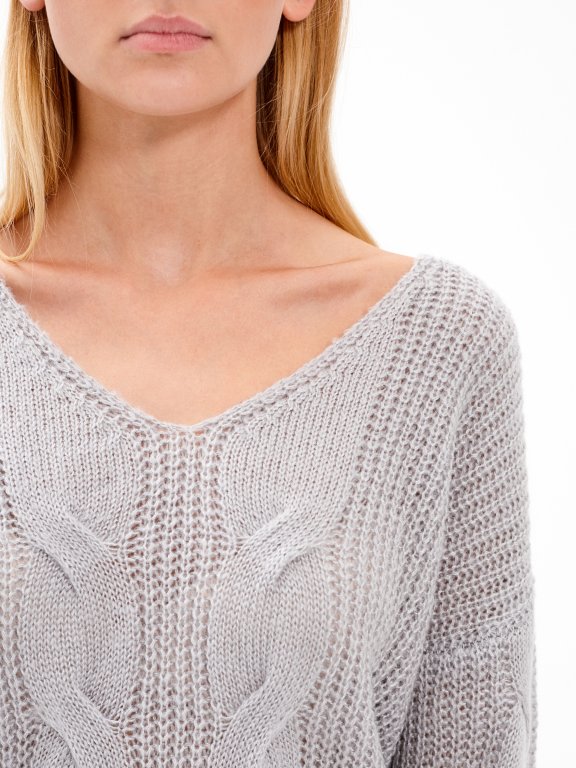 V-neck cable knit jumper