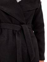 Duster coat with belt