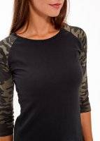 T-SHIRT WITH CAMO PRINT SLEEVES