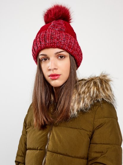 CABLE-KNIT BEANIE WITH FAUX FUR POM