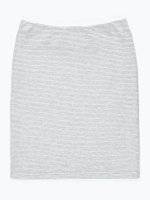 Structured pencil skirt