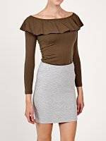 Structured pencil skirt