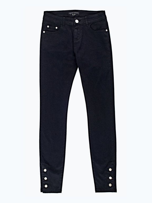 Skinny trousers with snap buttons
