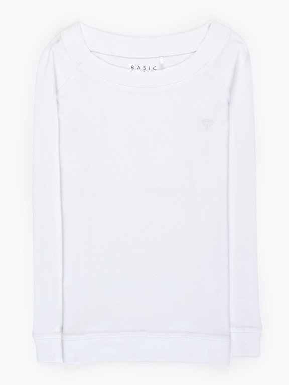 Basic t-shirt with chest embro