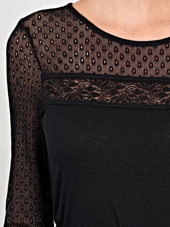 Combined lace t-shirt