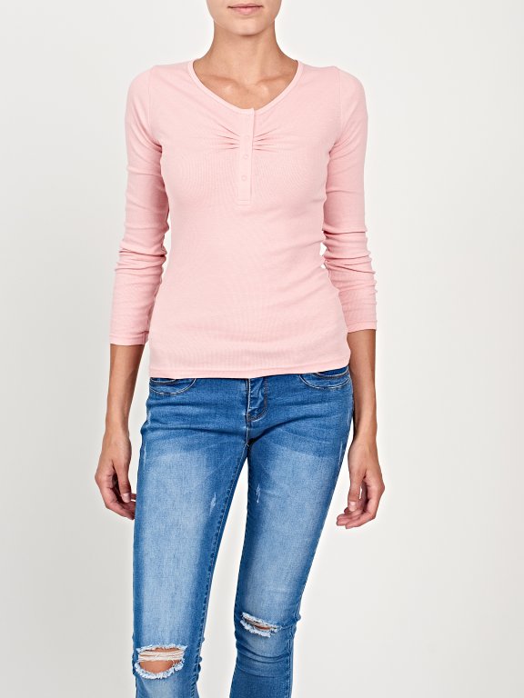 Basic rib-knit stretch t-shirt with front snap buttons