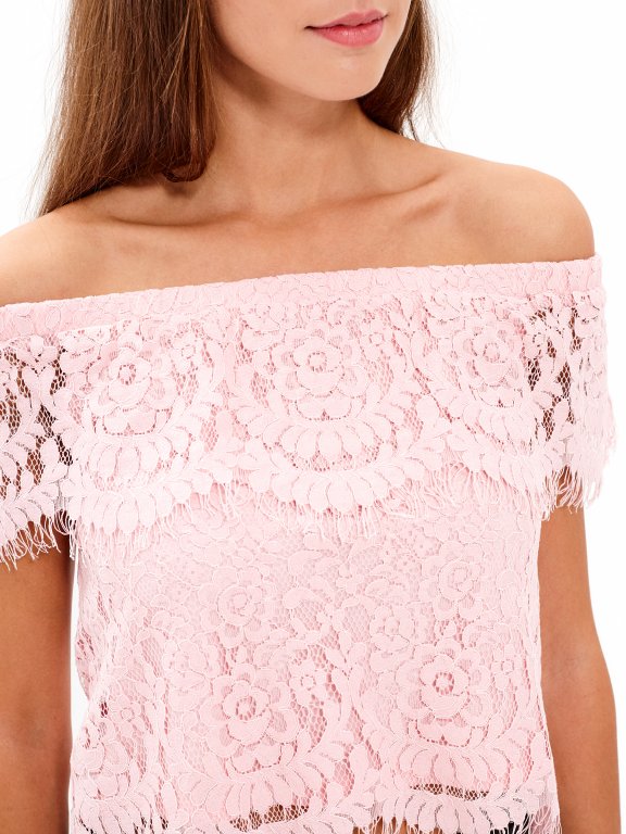 LACE TOP WITH RUFFLE