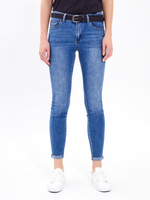 Skinny jeans in mid blue wash