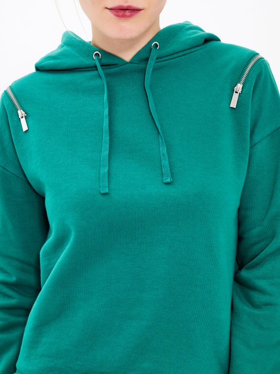 Hoodie with zippers