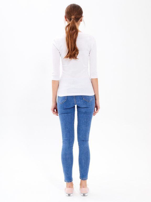 SKINNY JEANS WITH EMBROIDERY