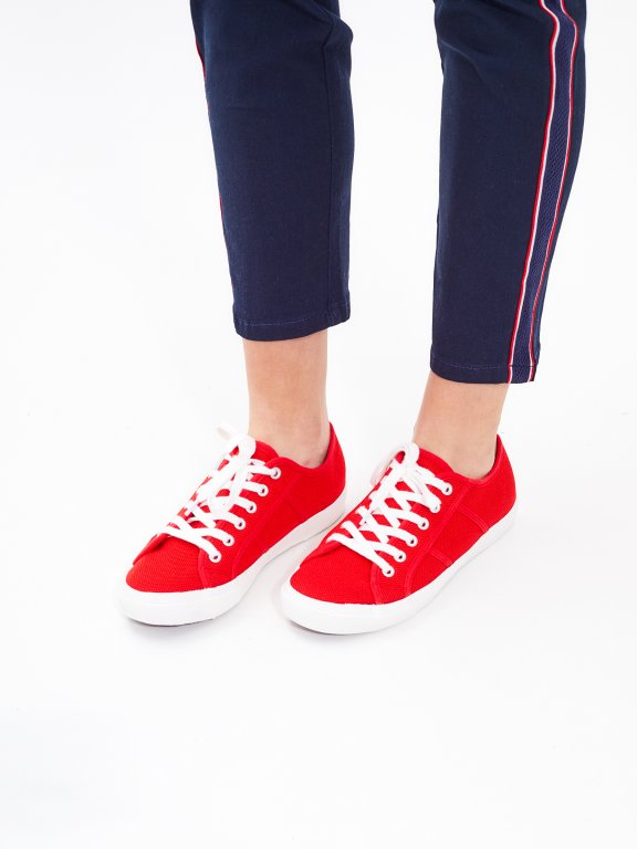 BASIC LACE-UP SNEAKERS