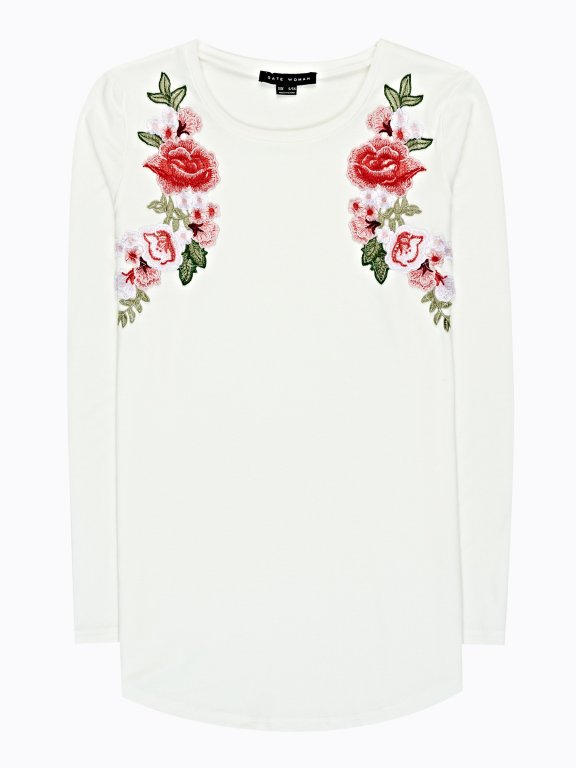 EMBROIDERED TOP