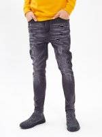 Straight slim fit tapered ripped jeans