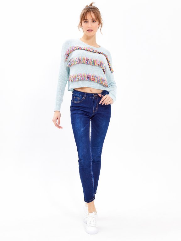 CROPPED JUMPER WITH COLOURFUL TASSELS