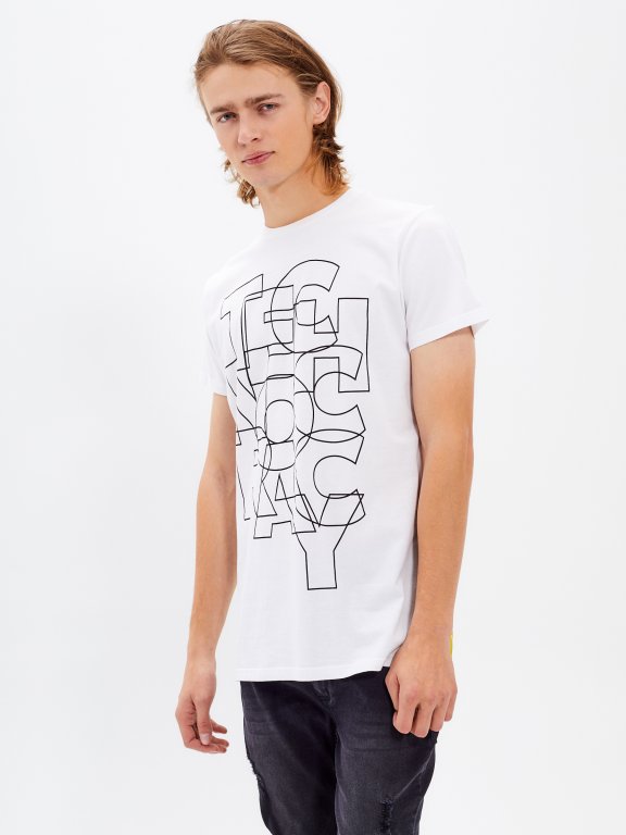 T-SHIRT WITH PRINT