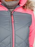 Prolonged quilted jacket with hood