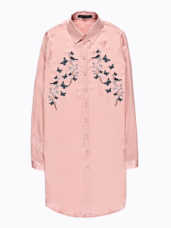 PROLONGED SATIN SHIRT WITH EMBROIDERY