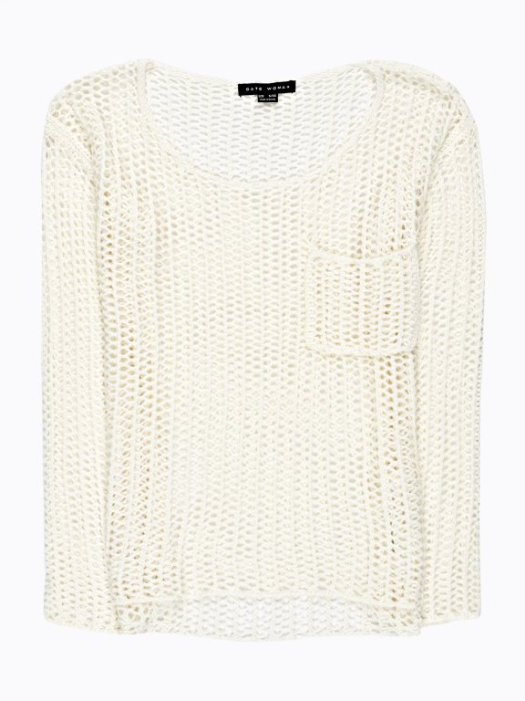 Loose-knit jumper with pocket