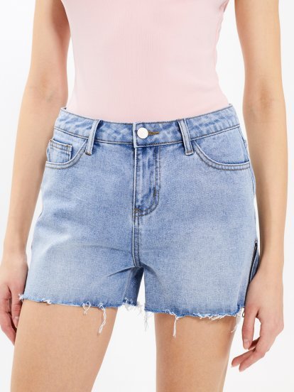 Denim shorts with zippers