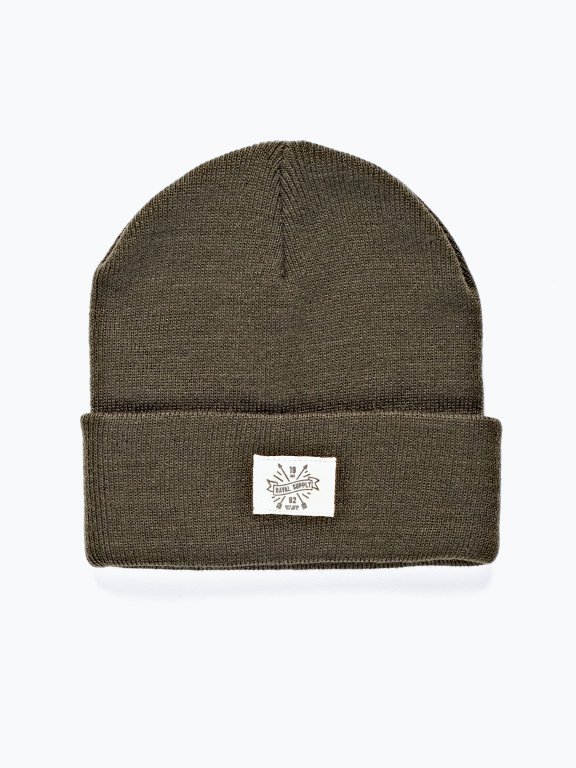 Basic beanie with woven patch