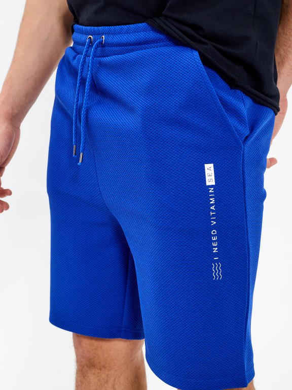 Strukturirane kratke športne hlače s potiskom