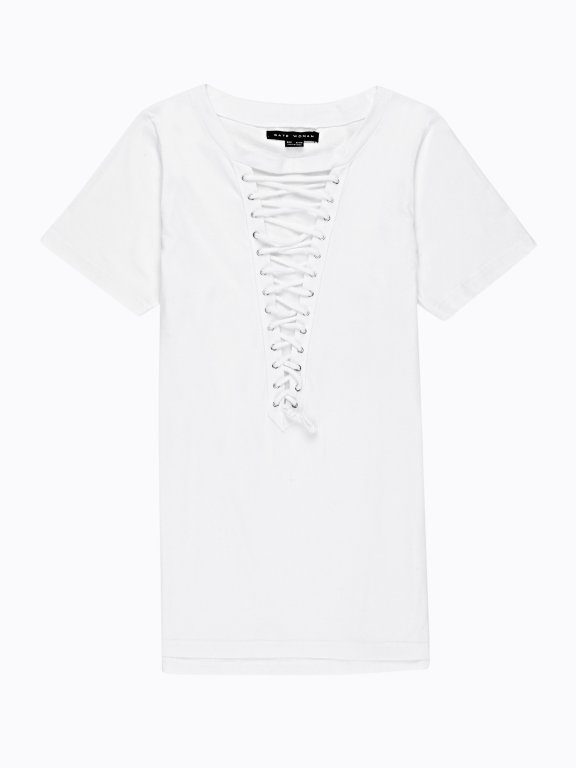T-shirt with front lacing