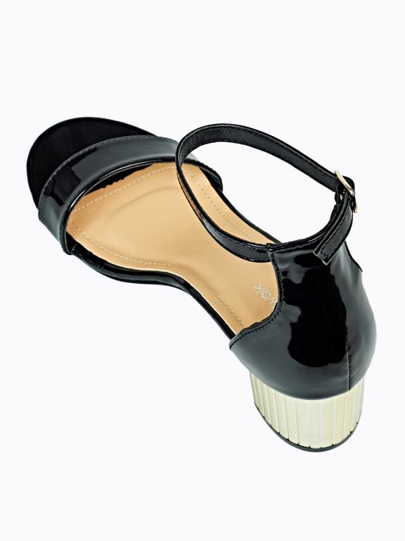 Block heel sandals