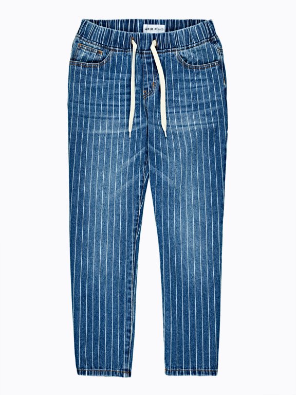Krátke džínsy s prúžkami