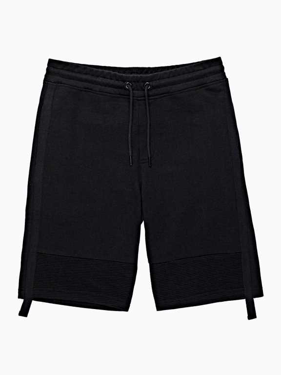 SWEAT SHORTS WITH TAPE