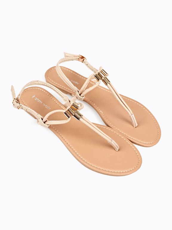 FLAT SANDALS WITH METAL DETAIL