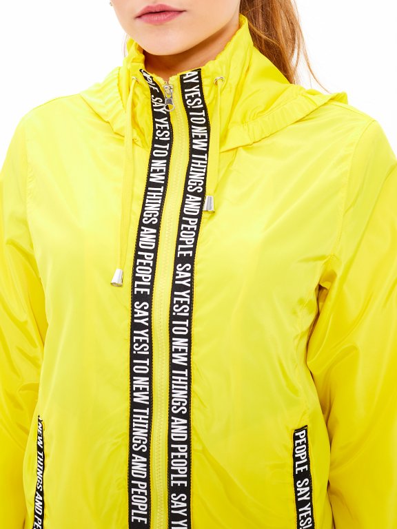 Hooded jacket with tape