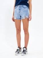 Denim shorts with sequins