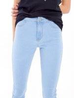 Basic skinny high-waisted jeans