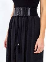 Maxi skirt with decorative belt