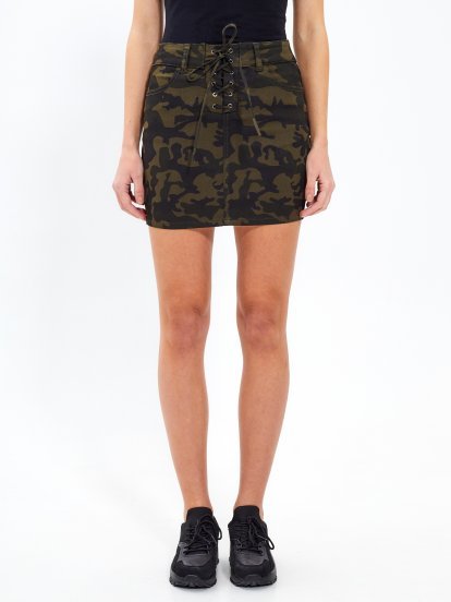 Camo print lace-up mini skirt