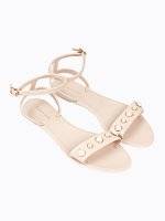 JELLY FLAT SANDALS WITH PEARLS