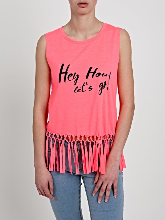 MESSAGE PRINT TOP WITH TASSELS
