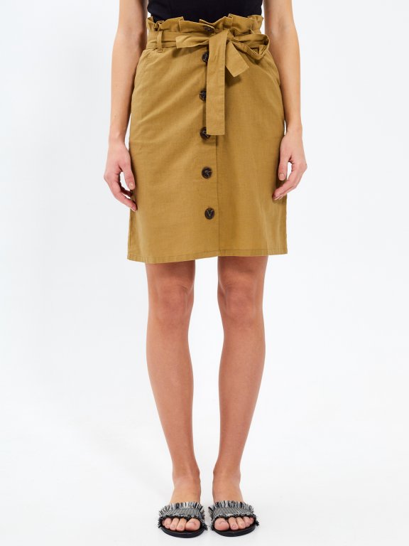 Paper bag skirt with buttons