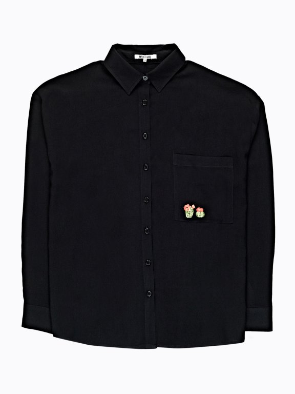 Oversized shirt with embroidery