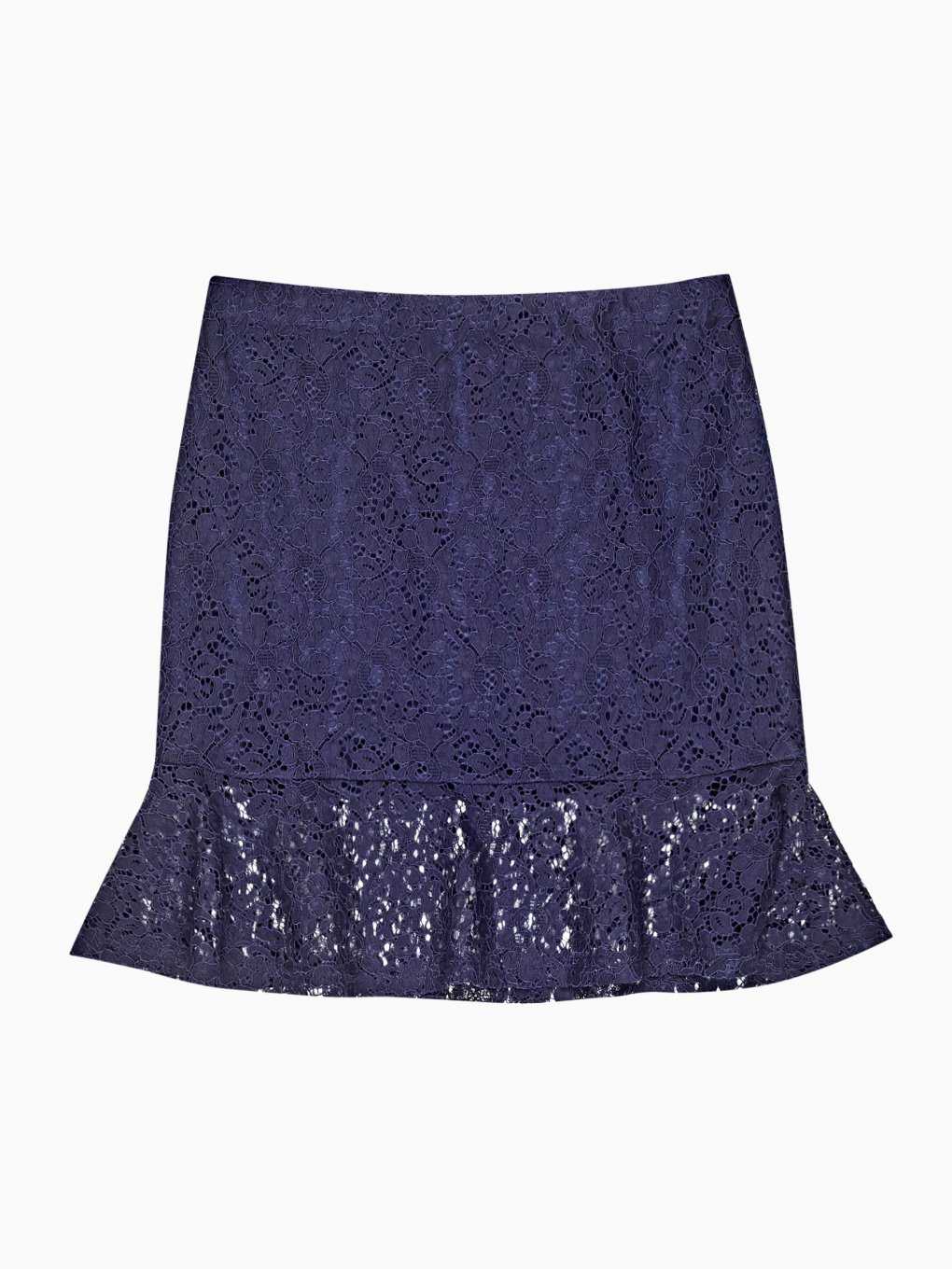 Lace skirt with ruffle on hem