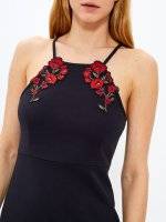 Halter neck dress with embroidery