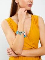 Elastic bracelet with pendants
