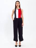 Wide leg trousers with pleats